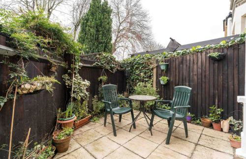 NEW Stylish 1 Bedroom Flat with Garden | London - Foto 36