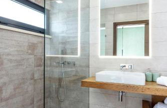 V5 Villa Emma - Luxury 5 bedroom, Pool and Jacuzzi - Foto 54