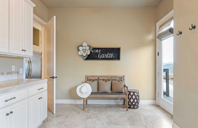 Hilltop Estate w/ Pool, Hot Tub, Fire Pit, Views Cleveland Vista by Avantstay - Foto 53