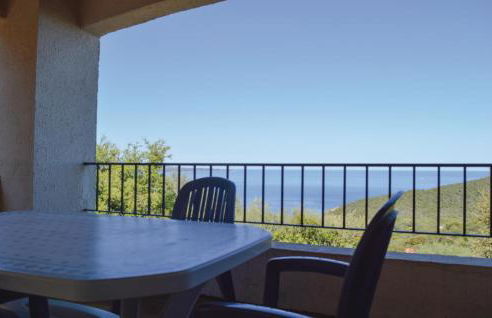 3 Bedroom Nice Home In Porto Vecchio - Foto 9