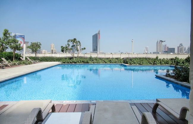 Modern 2BR w/ Tranquil Ambience in Emirates Hills! - Photo 14