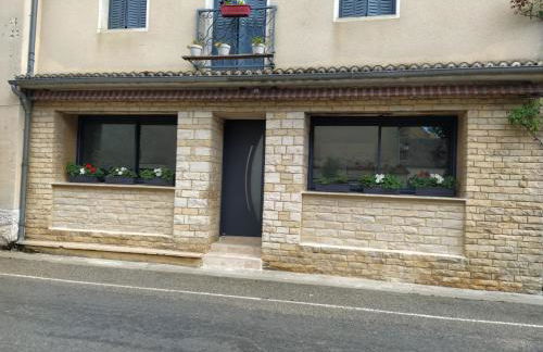 Appartement moderne dans village de charme - Photo 1