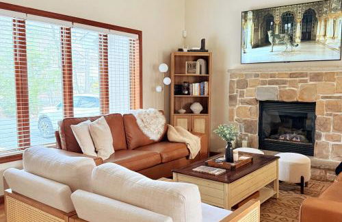 Modern Home - Privacy - Prime Location - 18min Camelback Ski Resort - Foto 2