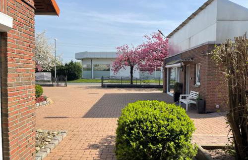 Modern House Gehrden 2, bis 4 Person, Contactless Check-in, free parking, Vollsaniert und Renoviert Dezember 2024 - Foto 86