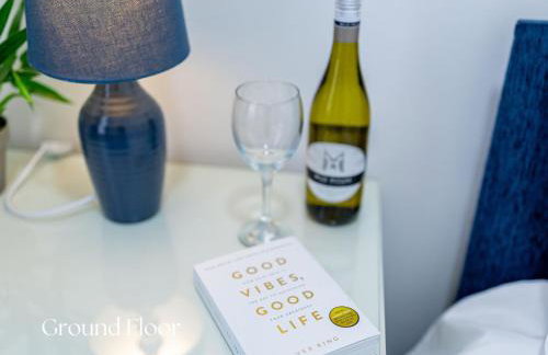 Inviting 2-Bed apartments - Perfect for Contractors & Business Travellers Parking - Wi-Fi - Netflix - Foto 11