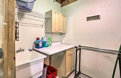 Classy Home w/ Hot Tub: 2 Mi to Lake Access! - Photo 36