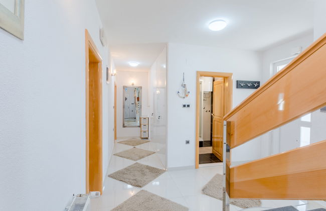 Queen Ahn with heated pool - Foto 28