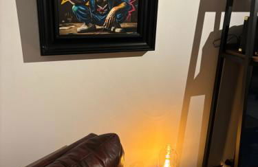 Redwing Retreat Bicester Village - Stylish Retreat Steps from the Shops - 2 Bed House with Garden and Parking - Foto 24