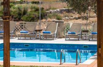 Saridakis Villa, Multi-Generational Escape & Pool, By ThinkVilla - Foto 16