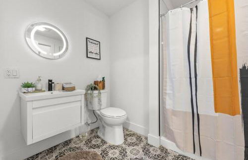 Elegant Bd,EWR AIRPT,Nyc, Free Pkng, Prudential CNTR, American Dream Mall - Foto 18