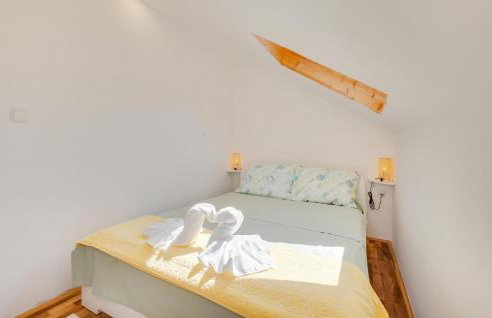 2 Bedroom Nice Home In Koranski Brijeg - Foto 22