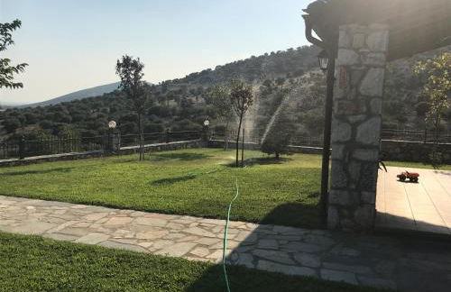 Petrines Villes Avramilias - Photo 58