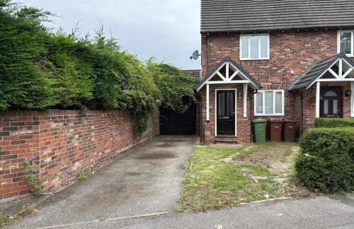 2 bedroom end terrace house - Foto 11