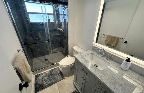 5 min walk to #1 beach in America Canal View - Foto 33