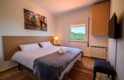 Casa do Beco - Fabulous 3 Bedroom House with an Office, Seia, Serra da Estrela - Foto 1