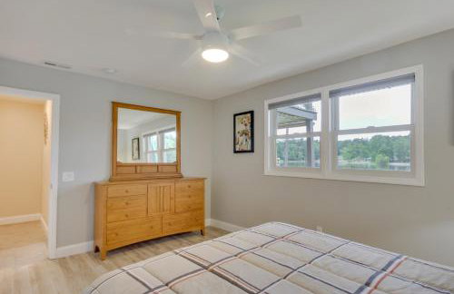 Waterfront Lakehouse w/ Private Dock & Fire Pit! - Foto 26