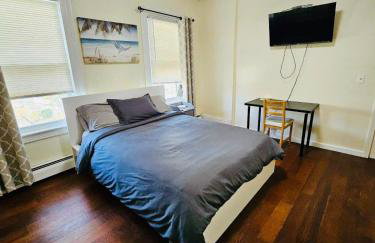 Apartments near Whole Foods, Brown University, Miriam, Downtown - Photo 3