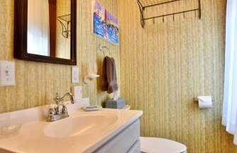 ☆Cherry Farmhouse☆60 Acres☆Central Air☆Fireplace - Foto 8