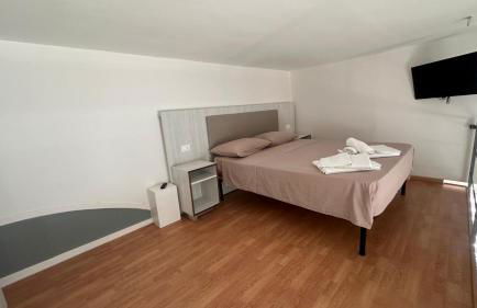 Casa PIANO TERRA lago di lesina - Foto 18