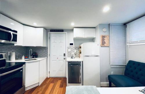 Luxe City Hall Suite by Rittenhouse Square - Photo 7