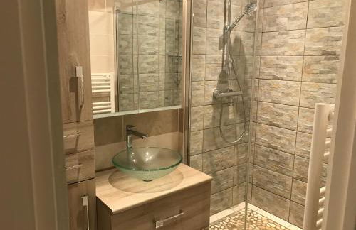 ChezClervie Nanterre City Paris La Défense Arena - Foto 19