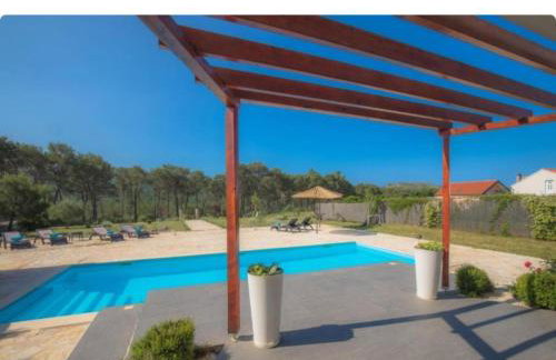 Villa P - Holiday Home - Photo 24