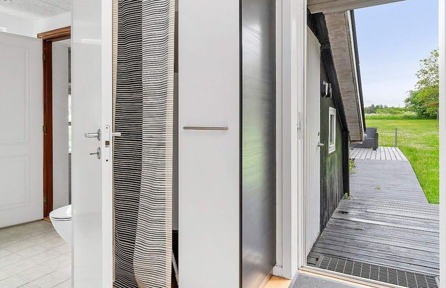 8 Person Holiday Home in Skals - Foto 16