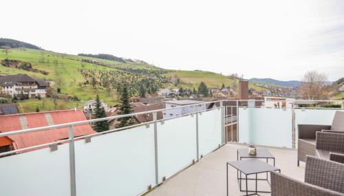 Black Forest -1- I Penthouse I 2 Balkone mit Ausblick I Boxspring I Nespresso - Foto 3
