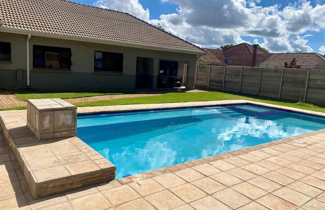 A Pristine B B Located in the Peaceful Suburb of Belvedere Harare - 2007 - Foto 14