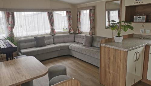 Cosy 3 Bedroom Beachfront Getaway in Mersea - Foto 2