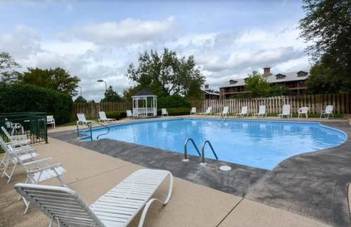 Retreat @ the Hills w/ Pets and Game Room - Foto 7