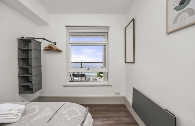 Beachfront Apartment With Sea View By My Getaways - Foto 10