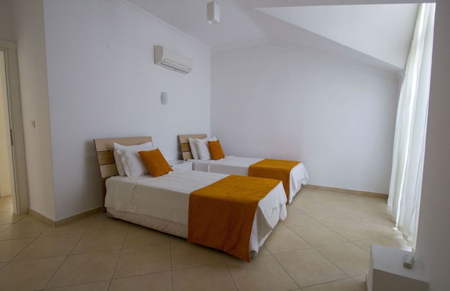 Infinity Olympia Apartments - Photo 11