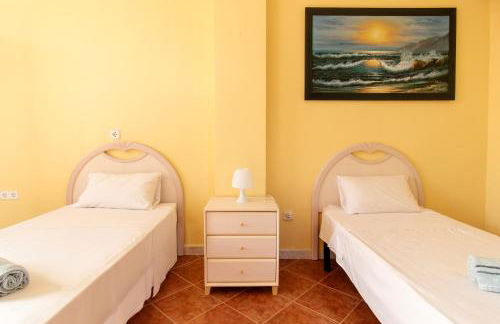 Villa Reyets 4 bed 3 bath Private Pool - Foto 24