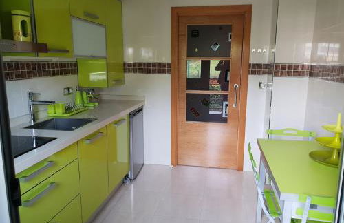 Suances muy cerca de playas con garaje - Foto 3