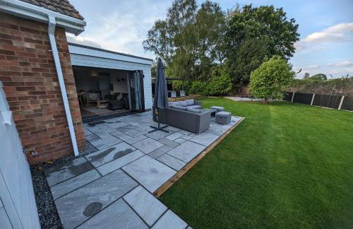 Hoot Hollow - Hot Tub Hideaway - Foto 17