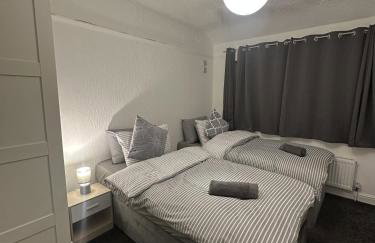 Modern 3 BR Bham HS2 Netflix Free Parking WIFI - Foto 13