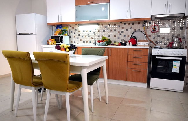 Zenofon Residence - Photo 27