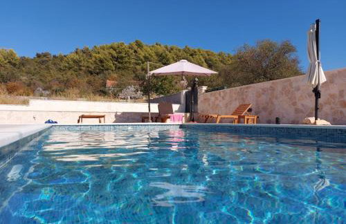 CHARMY LUNA holiday house with swimming pool - Foto 19