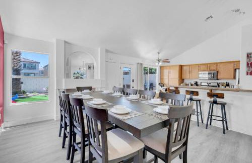 8BR 5BA SuperHero Retreat-King Beds, BBQ, Hammock, Firepit, MiniGolf, WorkSpace - Foto 35