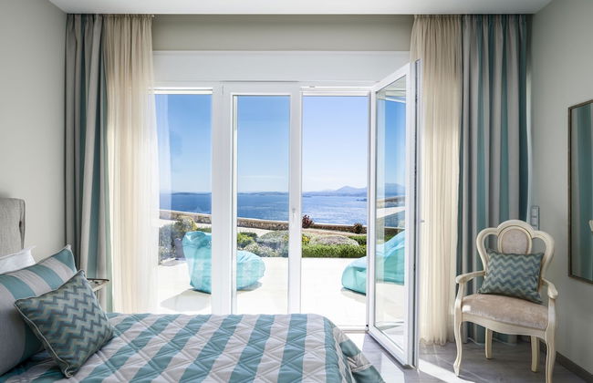 Villa Monte Leone by Konnect with Pool, Hot Tub, Spa Room & Stunning Seaview - Photo 33