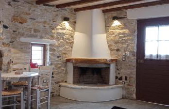 Hatzanario Apeiranthos - Photo 11