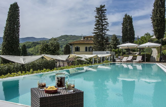 Villa Parri - Photo 1