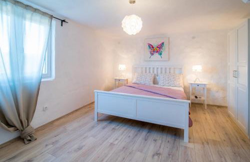 Villa Garica - Photo 26