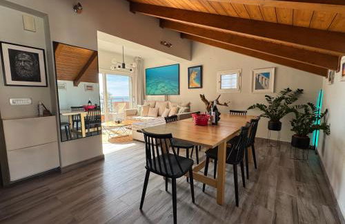 Arty Loft with Sea & City Views - Foto 10