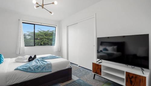 4 beds Private Unit Near BeachWalk, Golf, Trail - Foto 4