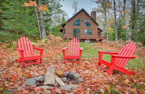 Lakefront Presque Isle Cabin with Private Dock - Foto 2