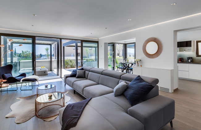 Shell Luxury Residences - Photo 25