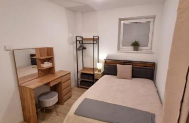"Schwarzwaldblick" Ferienwohnung 2-4 Pers 65qm, schöne ruhige Südhanglage mit herrl Aussicht - Foto 8