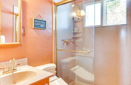 Less Than 2 Blocks to Lake Tahoe Family Home Near Skiing - Foto 12